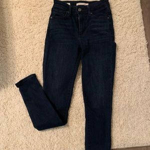 Levi dark jeans!